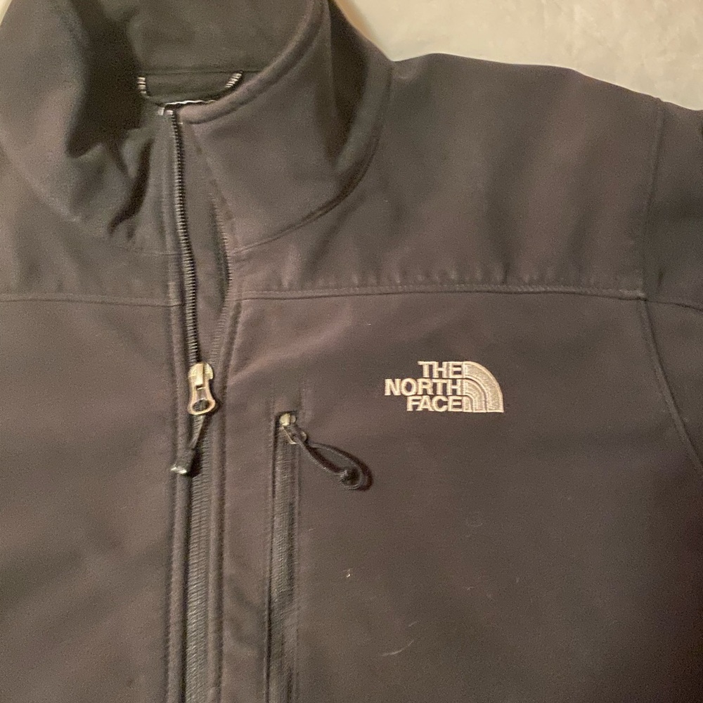 Large north face hardshell - Picture 5 of 5